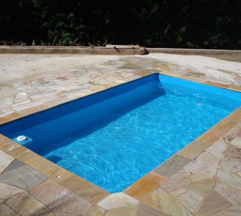 piscina de fibra 3,20x1,80x0,70